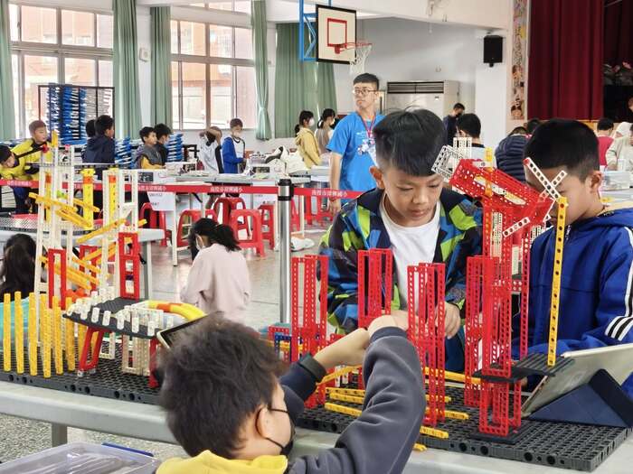 🎉【賀！雙冬國小參加世界機關王南投縣競賽榮獲佳績】🤖